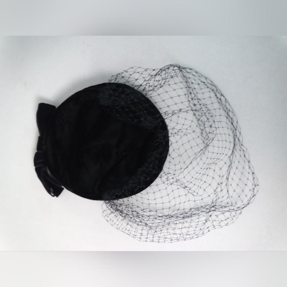 Vintage Black Velvet Veiled Hat with Bow